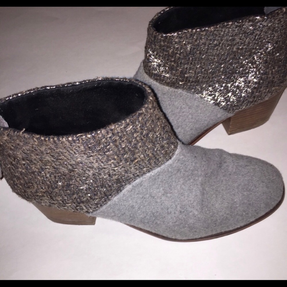 TOMS 9 felt shine bouclé Leila booties